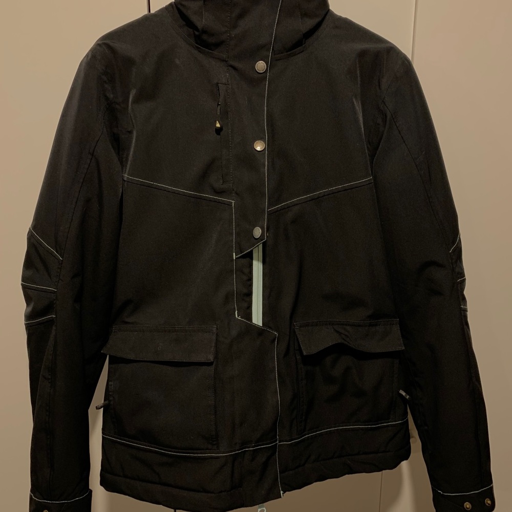 Winter coat - Picture 3 of 9